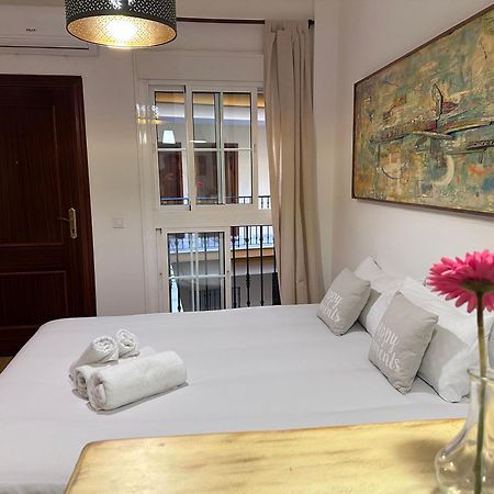 Urban Flat Junior Apartment Малага Екстериор снимка
