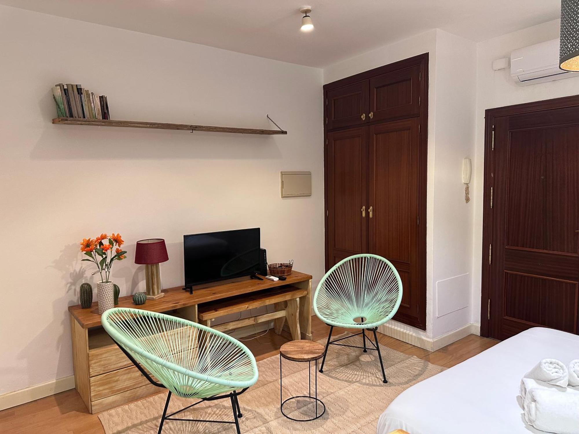 Urban Flat Junior Apartment Малага Екстериор снимка