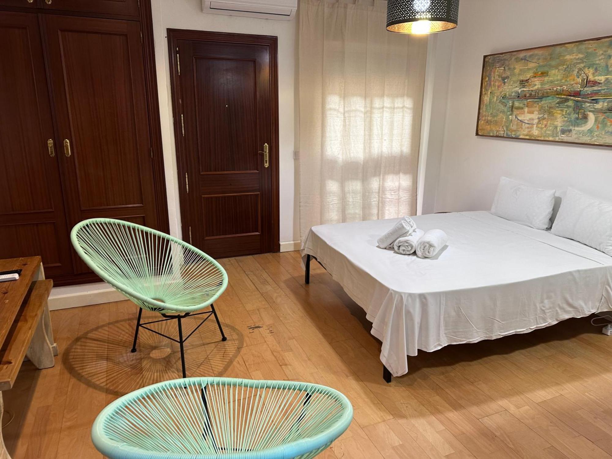 Urban Flat Junior Apartment Малага Екстериор снимка